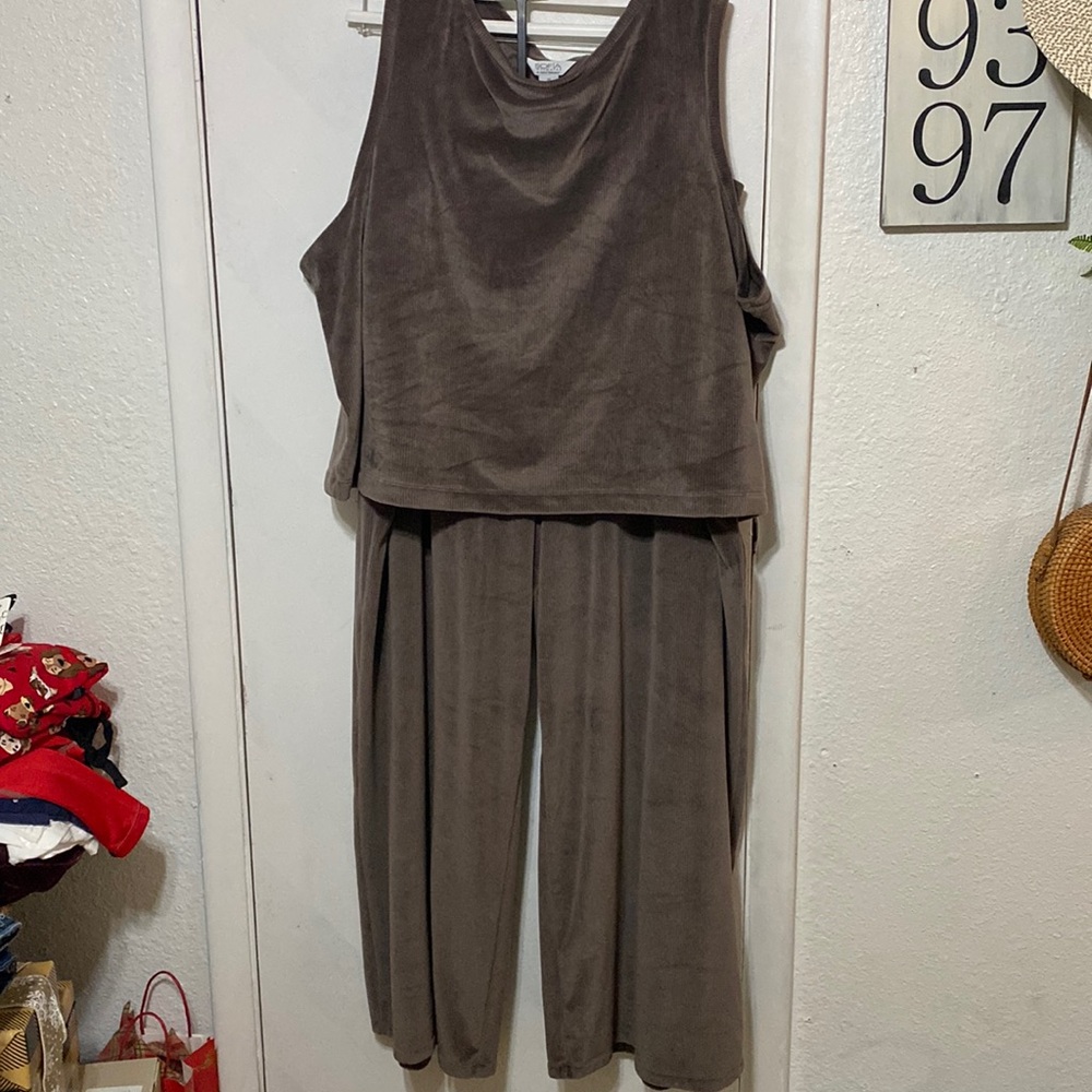 Sofia Intimates By Sofia Vegaea 2 Piece Lounge We… - image 1